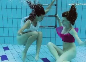Sexy pool girls
